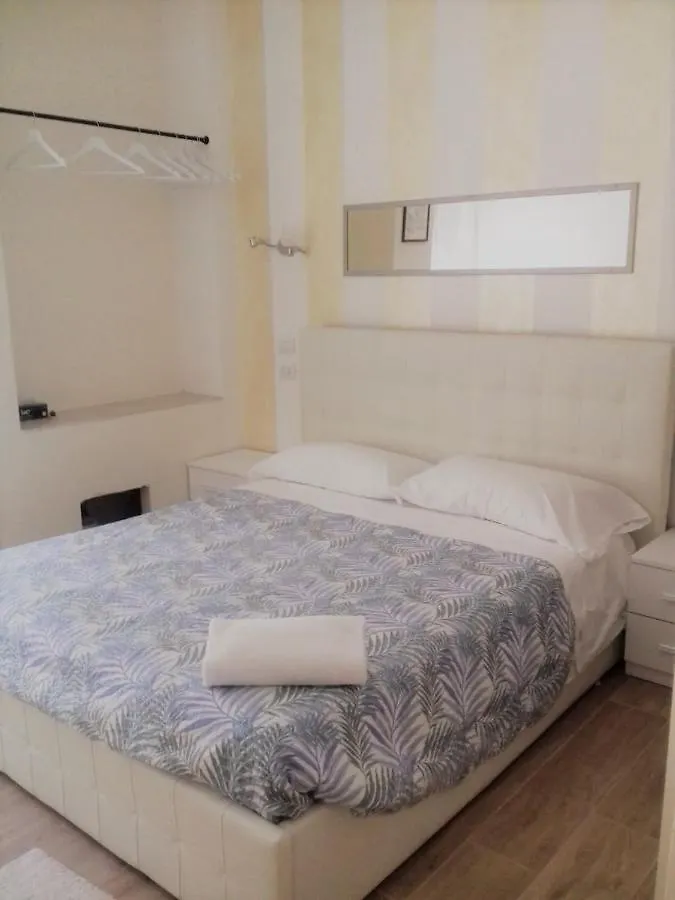 Dreaming Piazza Erbe Rooms Verona Pensionat