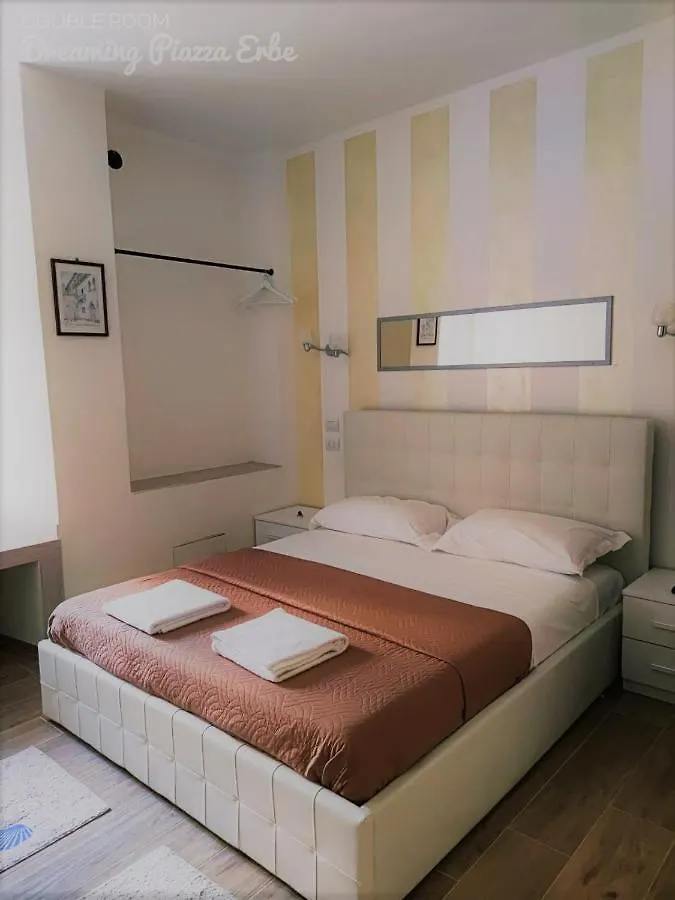 Dreaming Piazza Erbe Rooms Verona